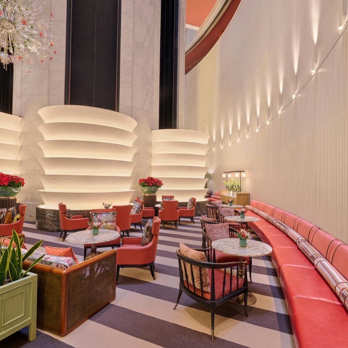 Mandarin Oriental, Hotel
